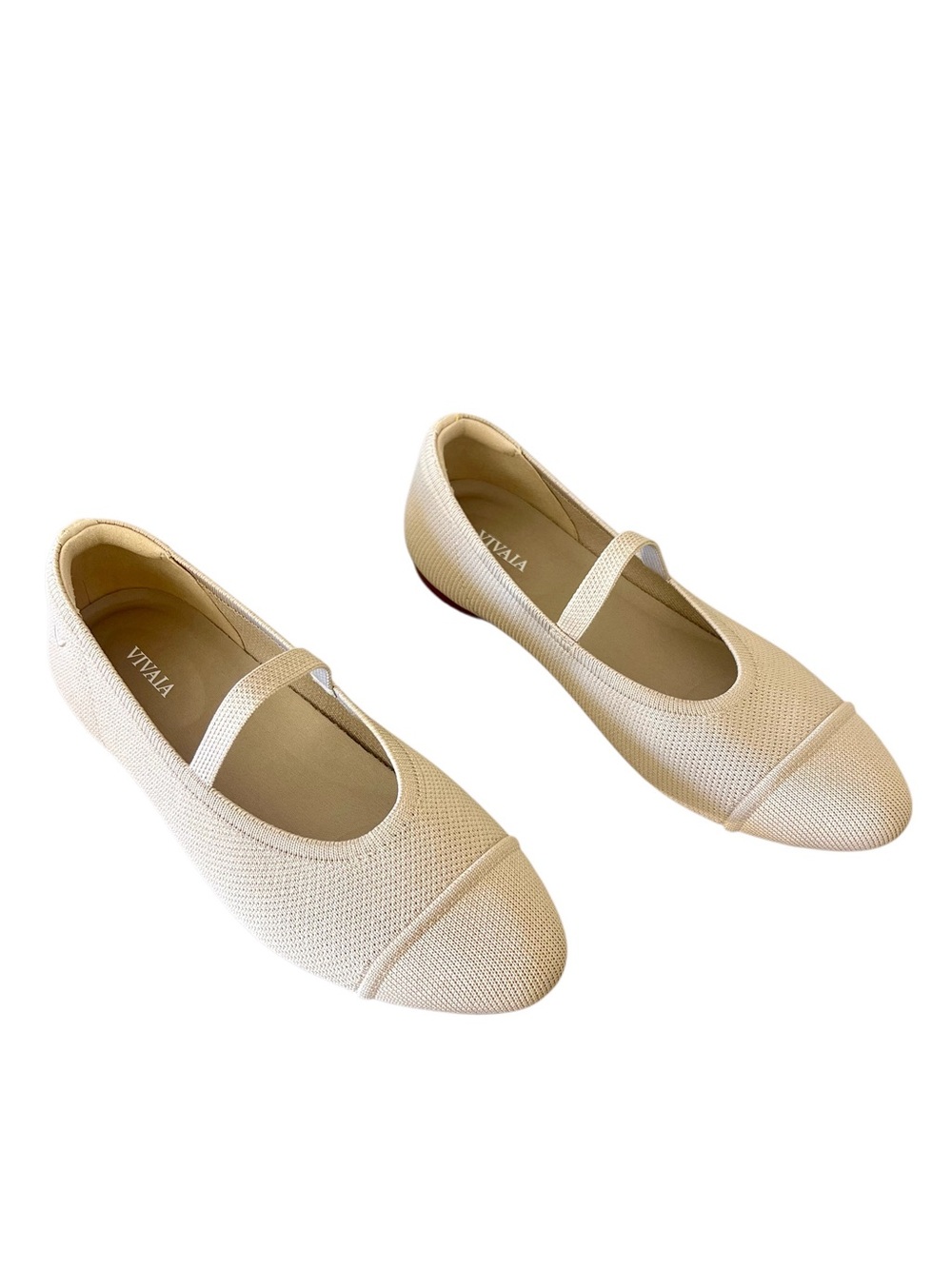 New Vivaia almond toe Tamia Mary Jane flats golden almond sz 9 comfort casual